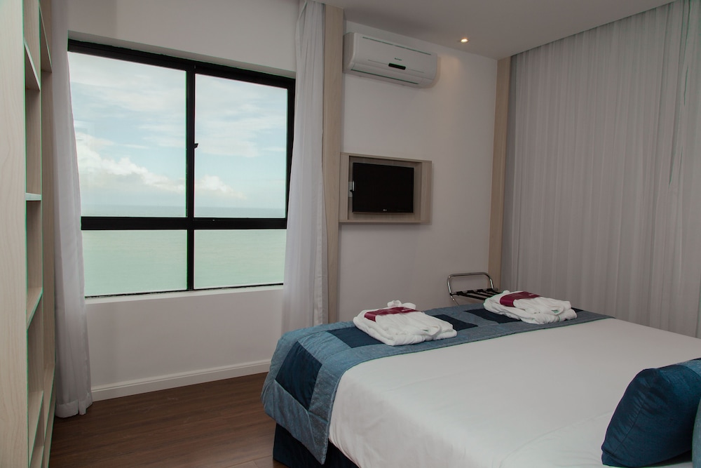 Superior Room, 1 Queen Bed photo 1