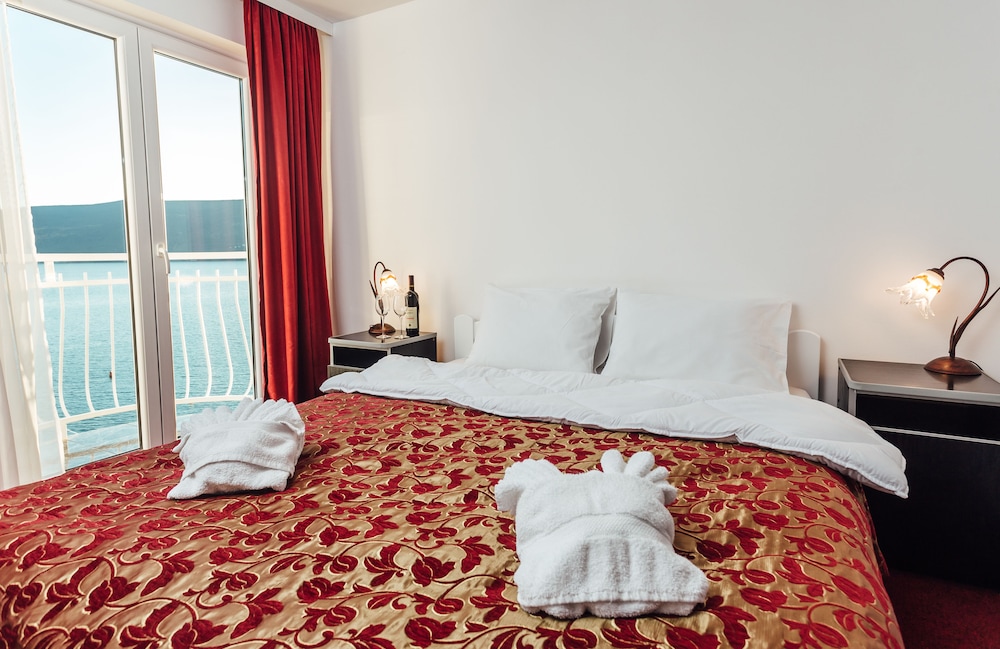 Standard Double Room, Sea View
