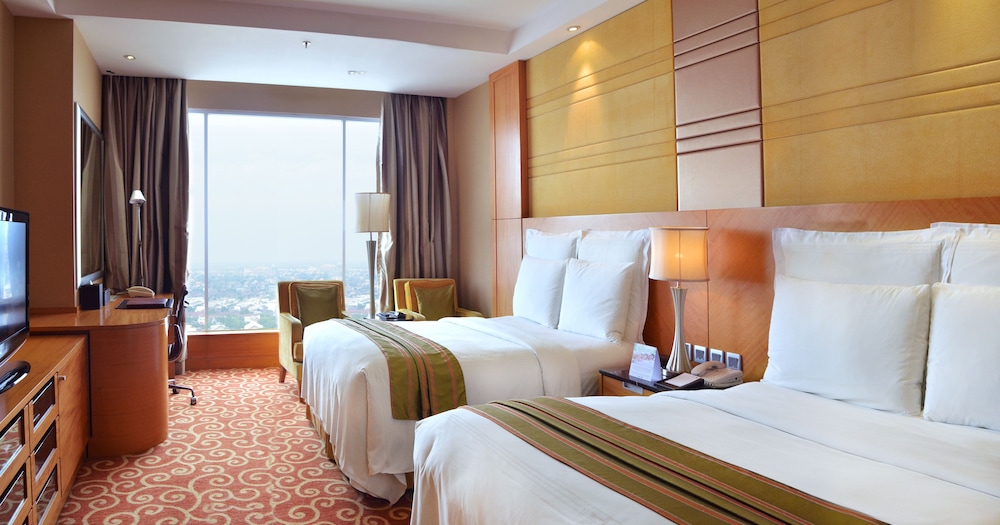 Executive Room, 2 Twin Beds, City View photo 2