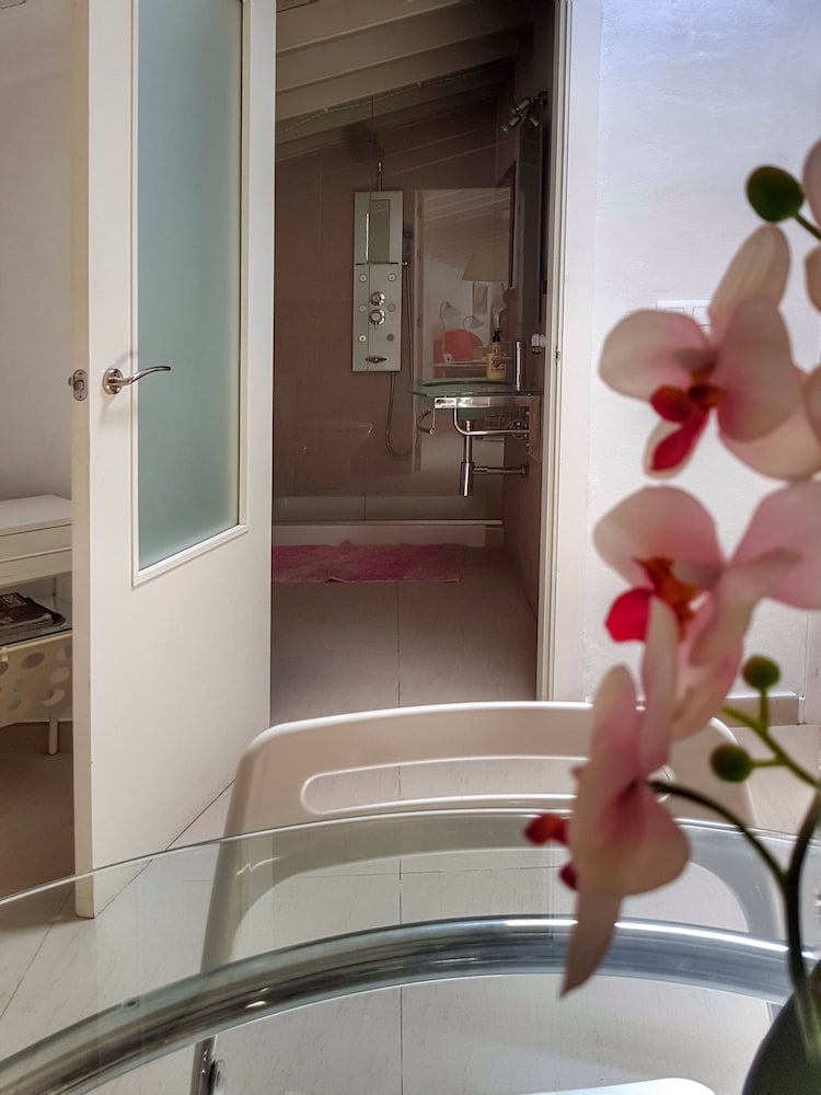 Exclusive Loft, Private Bathroom photo 3
