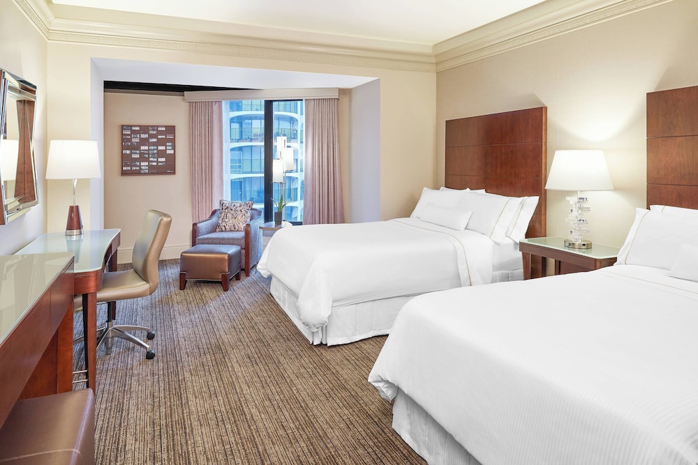 Deluxe Room, 2 Double Beds, River View photo 2