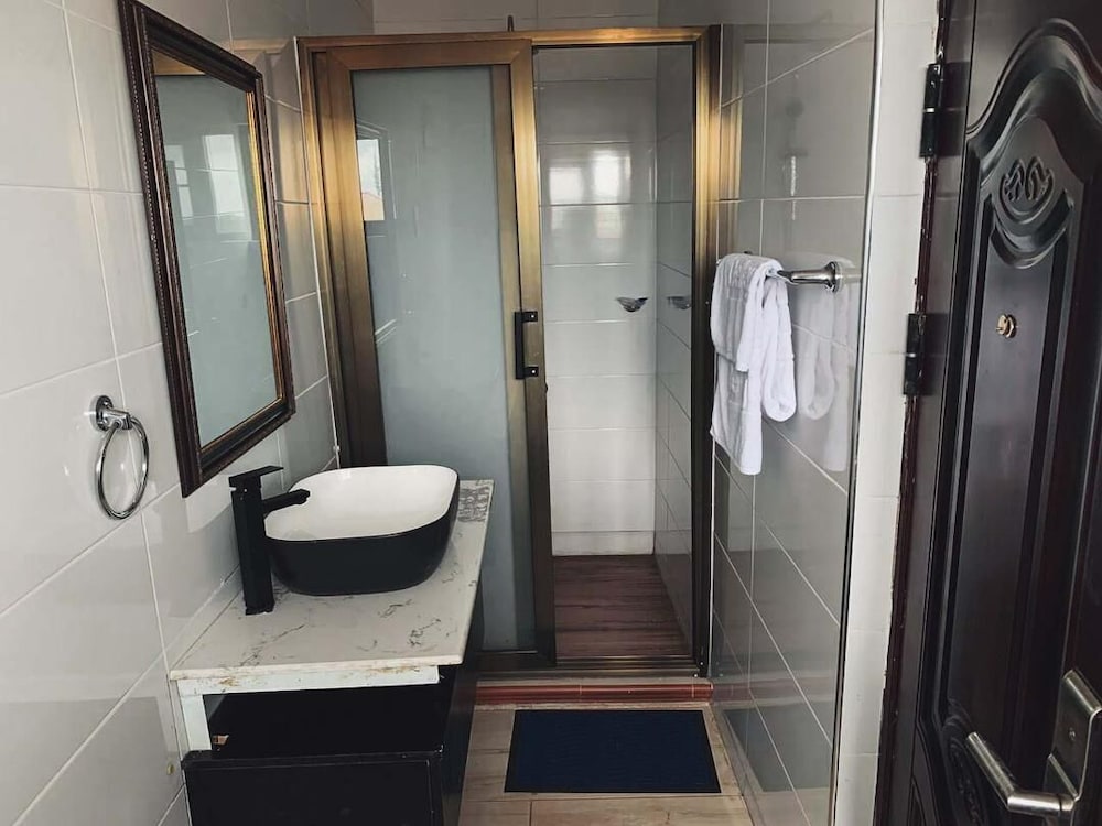 Standard Single Room, 1 Bedroom, Non Smoking, City View photo 2