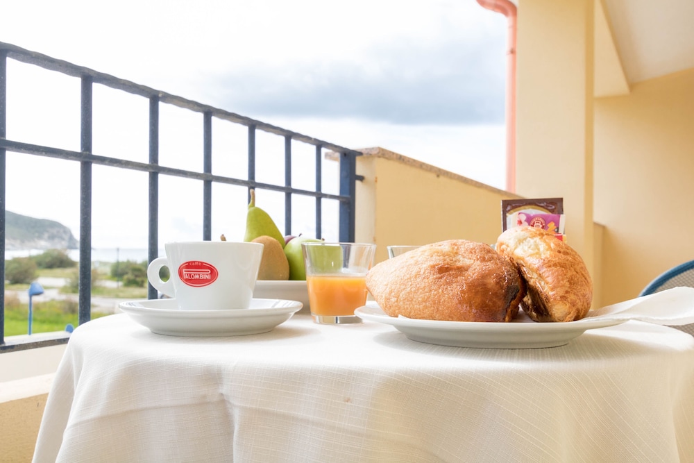 Superior Double Room, Balcony, Sea View photo 2