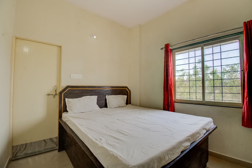 Double Or Twin Room photo 1