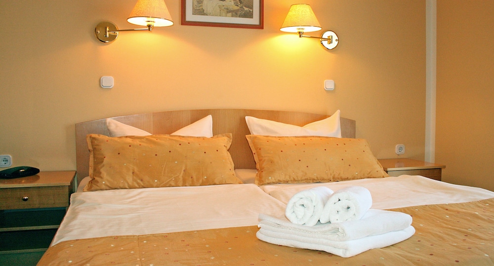 Standard Triple Room photo 1