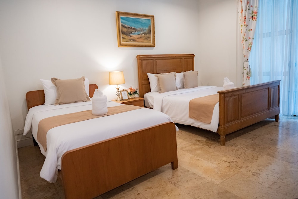 Suite with Garden View photo 2