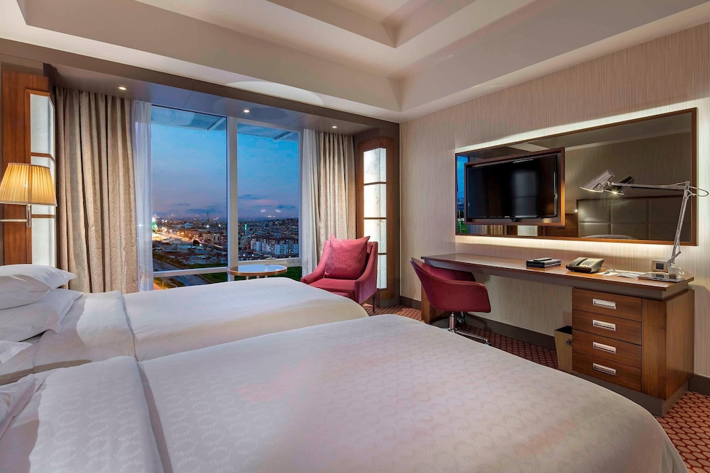 Club Room, 2 Twin Beds