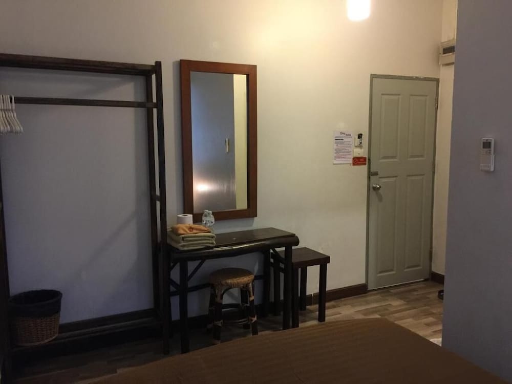 Air-Con Standard Double room