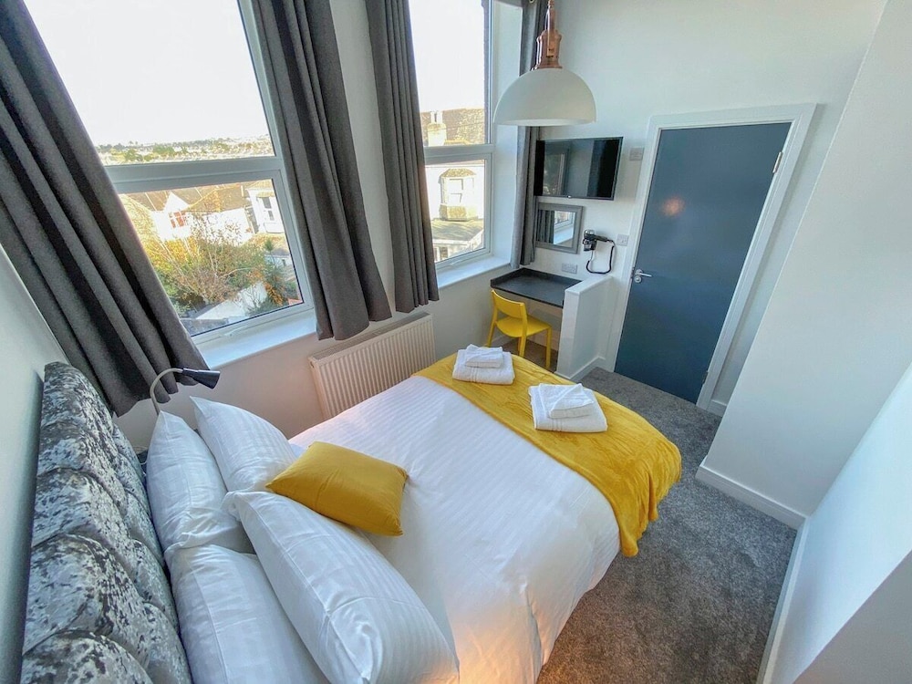 House (2 Bedrooms) photo 3