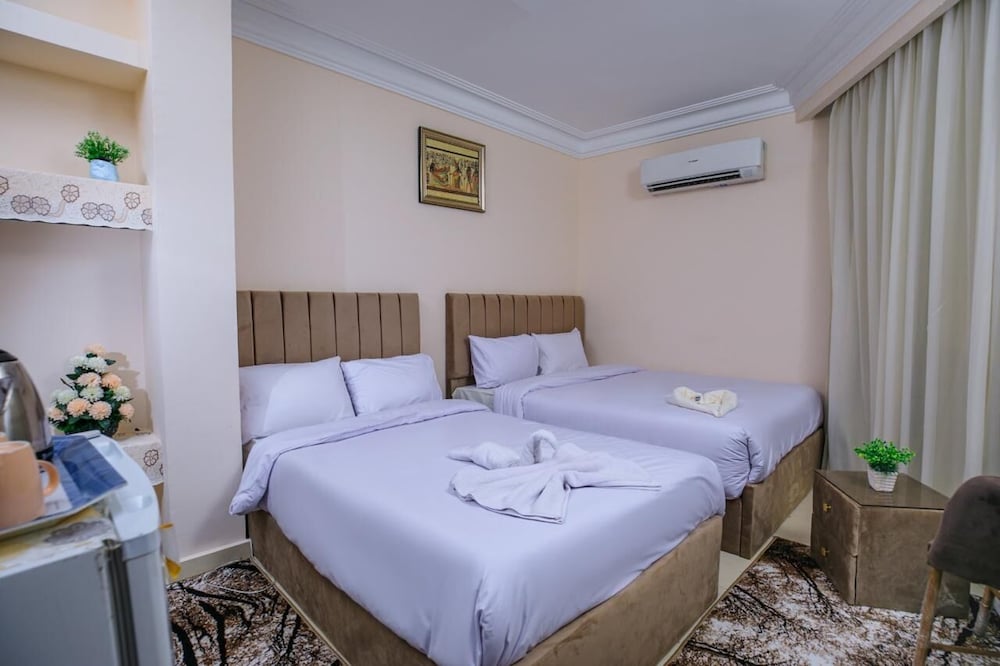 Comfort Triple Room, Balcony, City View