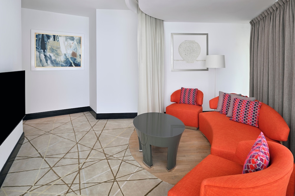 Suite (Andaz) photo 3