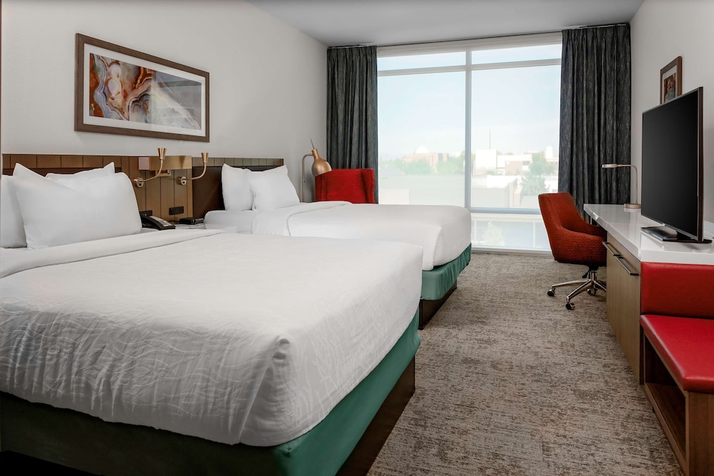 Room, 2 Queen Beds, Accessible, Pool View (Roll-In Shower) - Photo 1