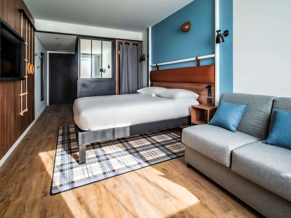 Family Room, 1 Double Bed with Sofa bed - Photo 9