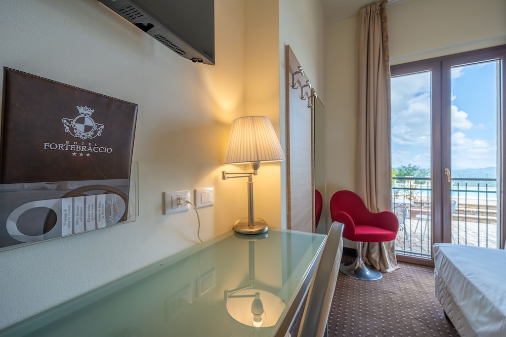 Classic Double or Twin Room - Photo 2