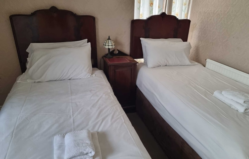 Standard Double Or Twin Room photo 2