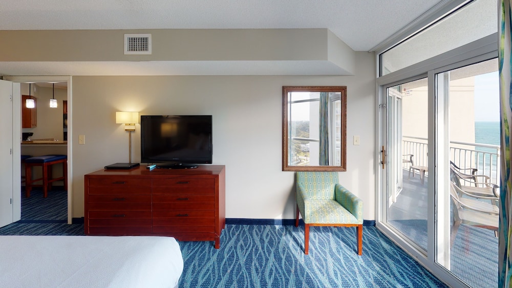 Basic Room, 3 Bedrooms, Partial Sea View (Angle) - Photo 3