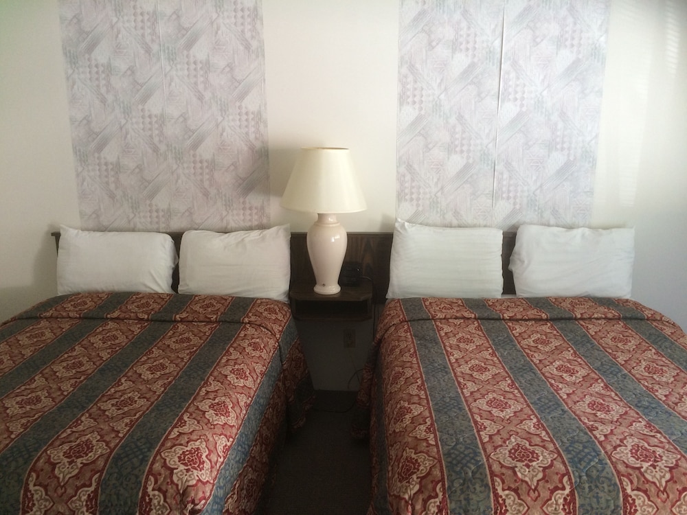 Double Room, 2 Double Beds photo 3