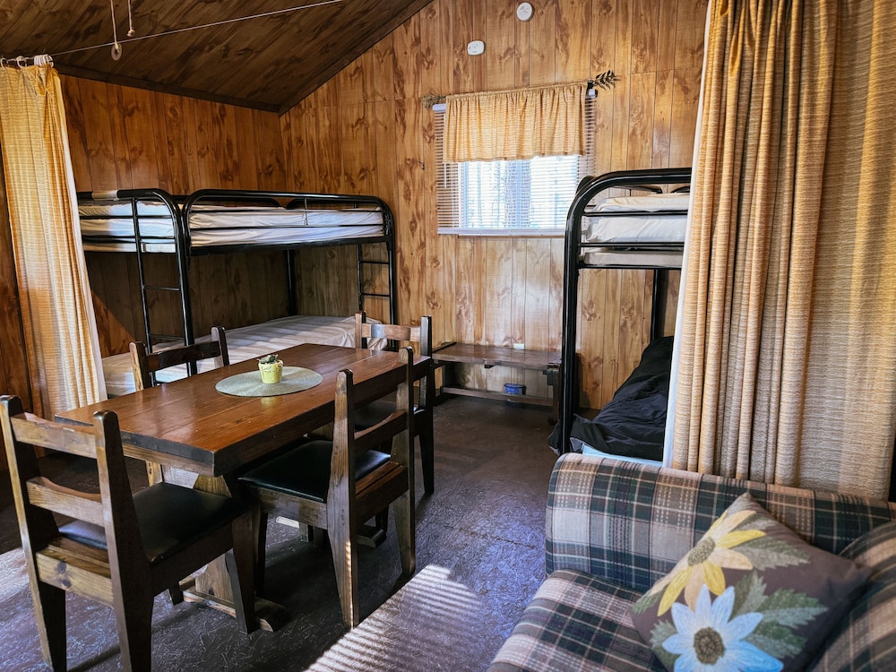 Family Cabin photo 1
