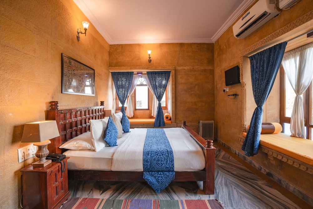 Superior Double Room, 1 King Bed, Non Smoking photo 3