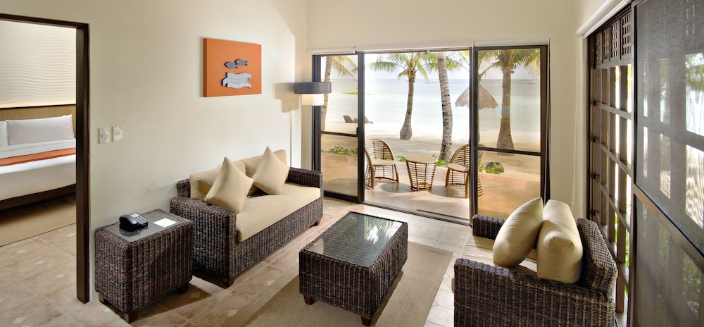 Premium Double or Twin Room Beach Front photo 2