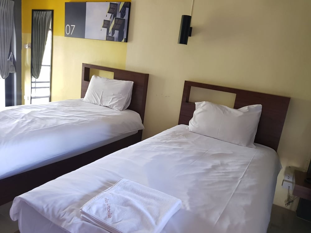 Standard Twin Room photo 1