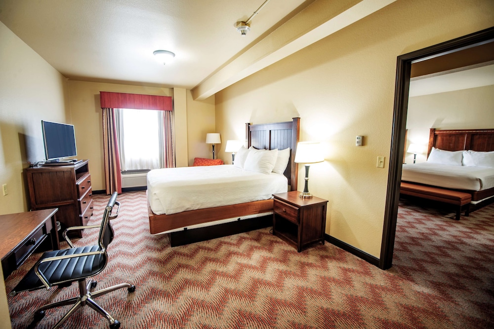 Suite, Multiple Beds, Non Smoking, Refrigerator & Microwave (with Sofabed)