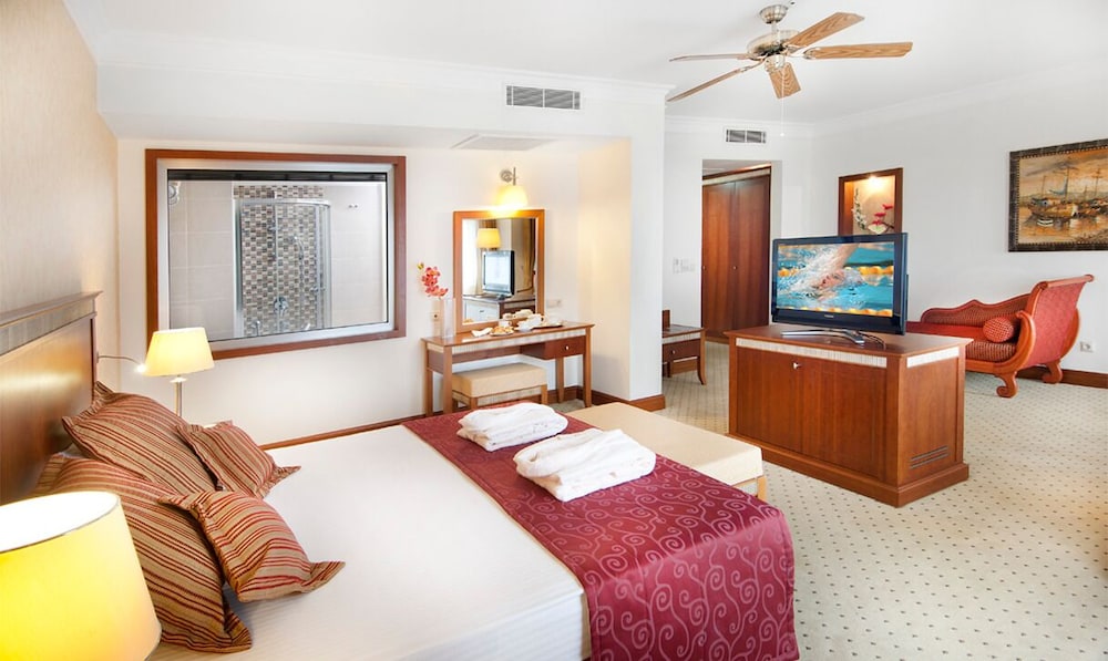 Deluxe Double Room, Garden View - Photo 1