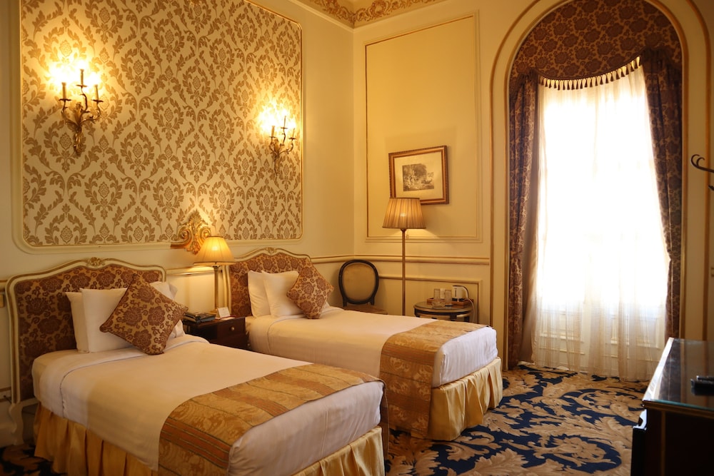 Golden  Deluxe Room Sea Side View - Photo 6