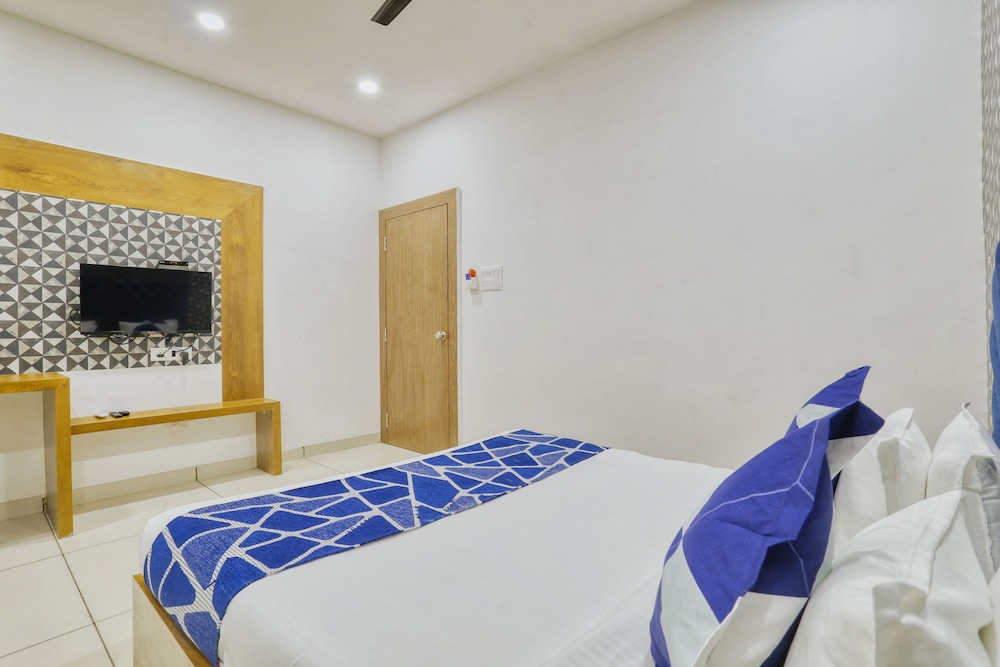 Executive Room - Photo 2
