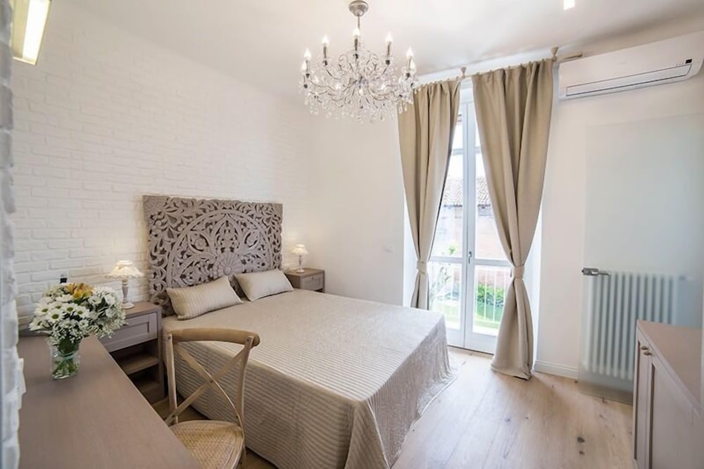 Standard Double Room photo 1