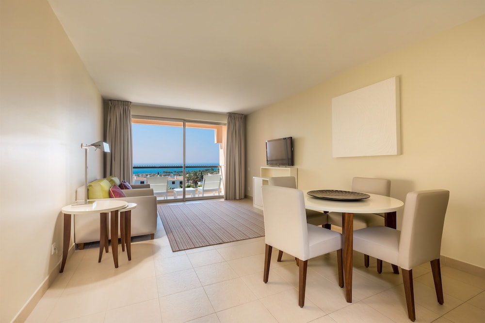 Suite, 1 Bedroom, Sea View - Photo 3