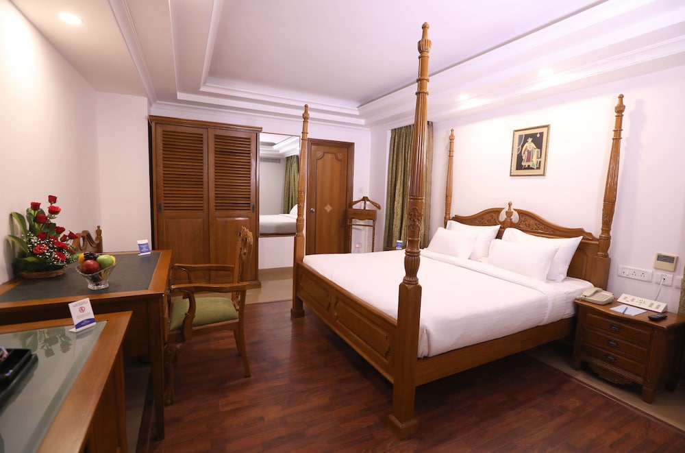 Premium Suite, 1 Double Bed - Photo 3