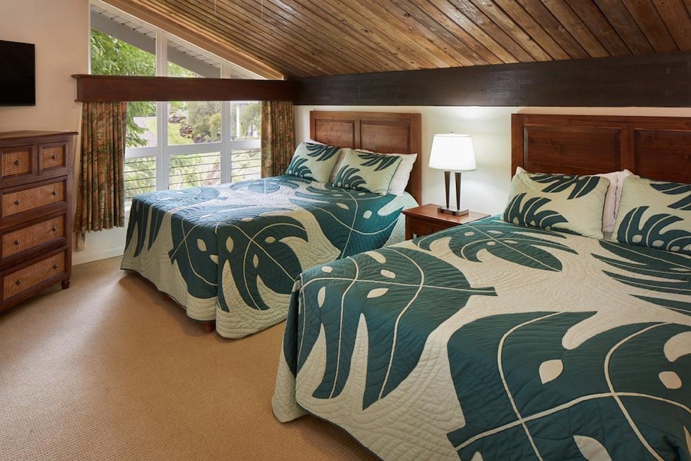 Deluxe Condo, 2 Bedrooms, Balcony