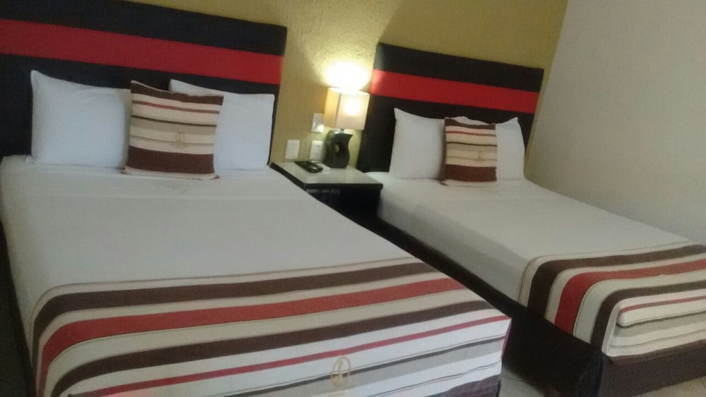 Double Room, 2 Double Beds, Kitchenette photo 1
