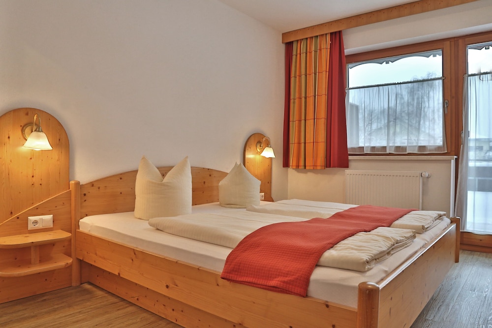 Double Room, Mountain View photo 2