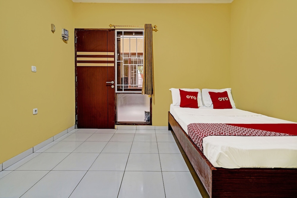 Standard Double Room - Photo 10
