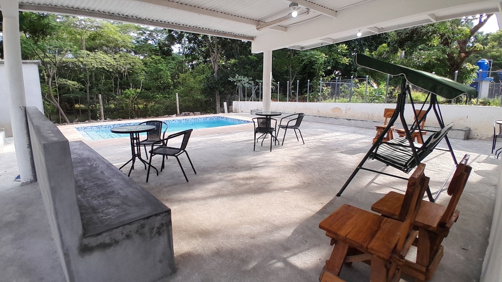 Economy Suite, Pool Access photo 2