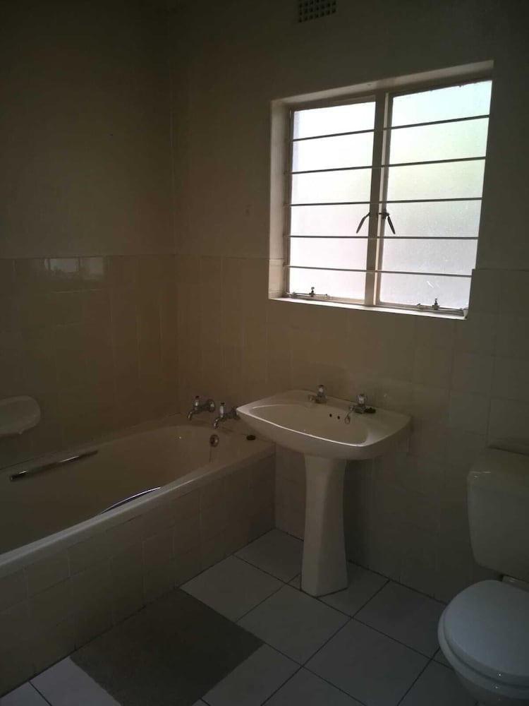 Double Room, Shared Bathroom photo 3