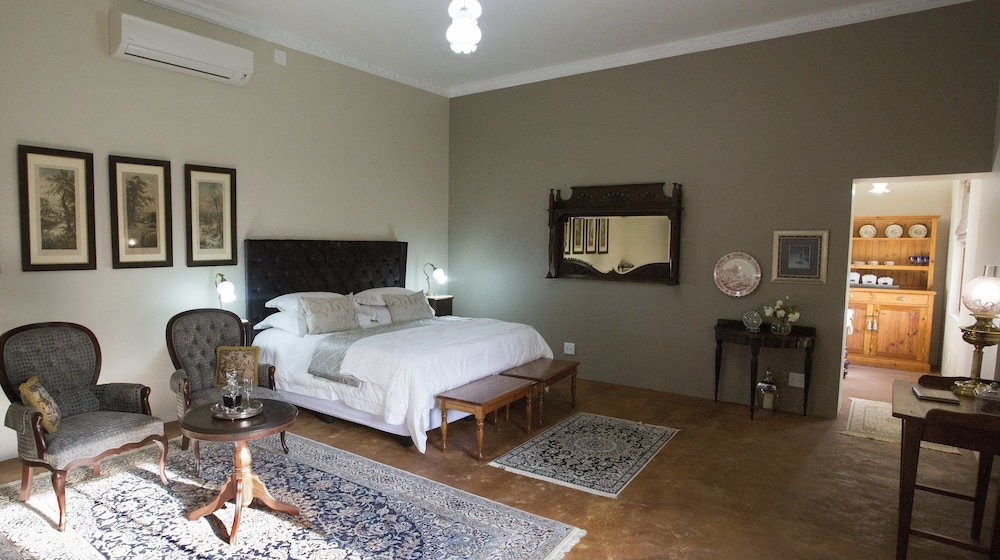 Luxury Room - King / Twin photo 1
