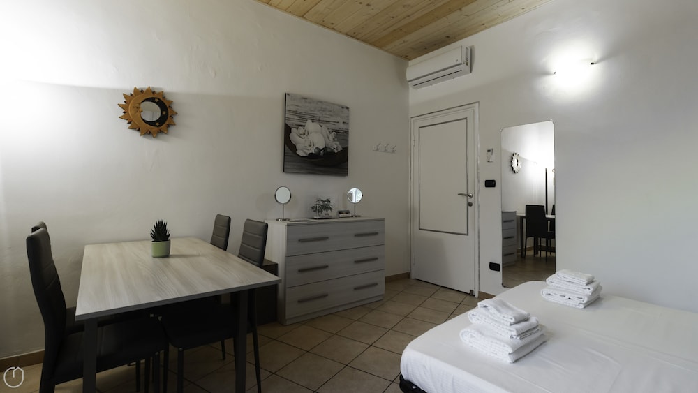 Apartment (2 Bedrooms) photo 3