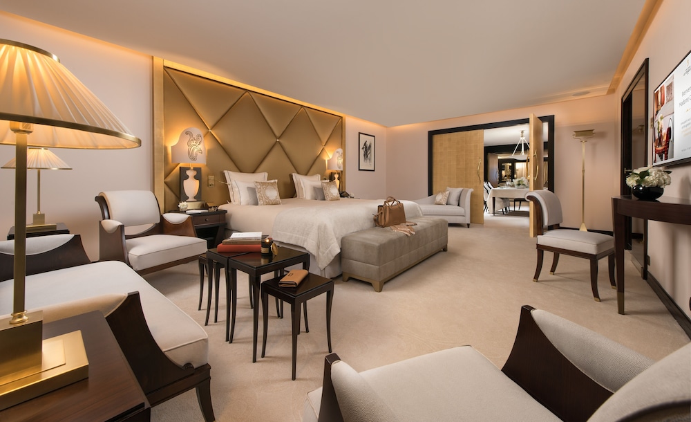 Premium Suite photo 2