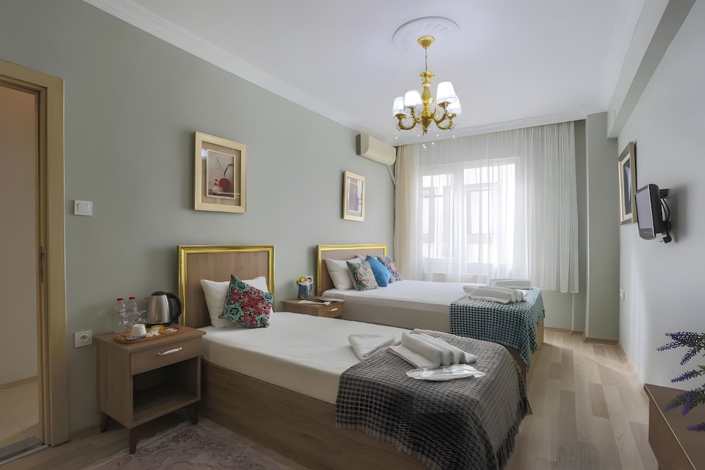 Superior Triple Room photo 1