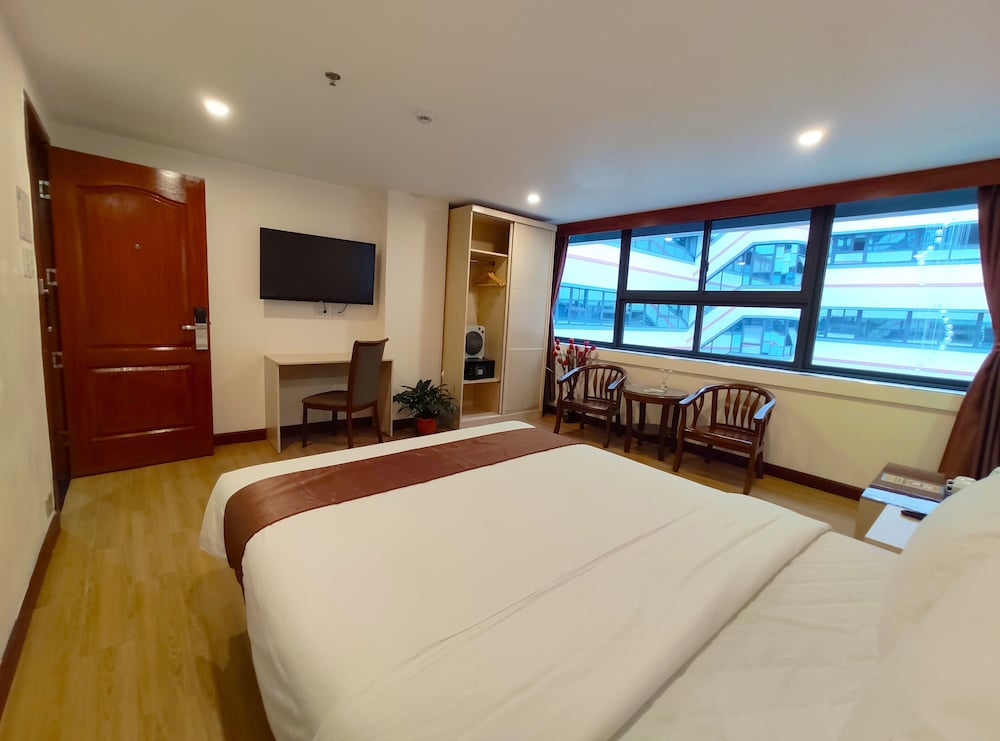 Classic Room - Photo 10