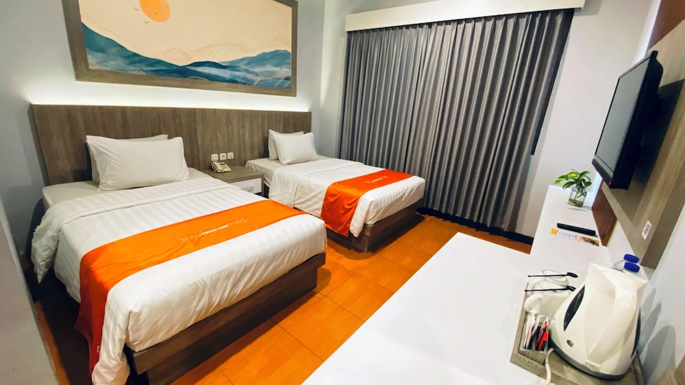 Deluxe Twin Room, Non Smoking - Photo 1