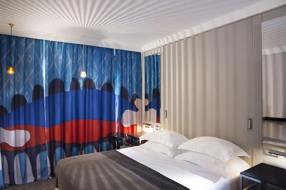 Superior Room, Terrace with access spa thumbnail 6