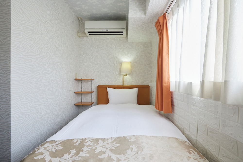 Single Room, Smoking photo 2