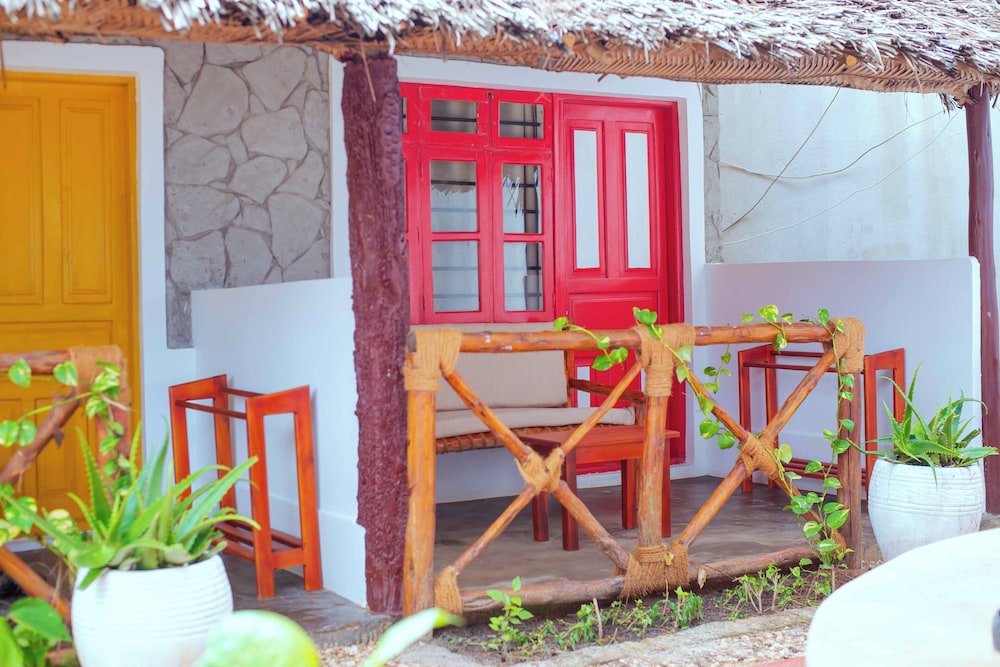 Classic Double Room, Balcony, Courtyard View photo 1