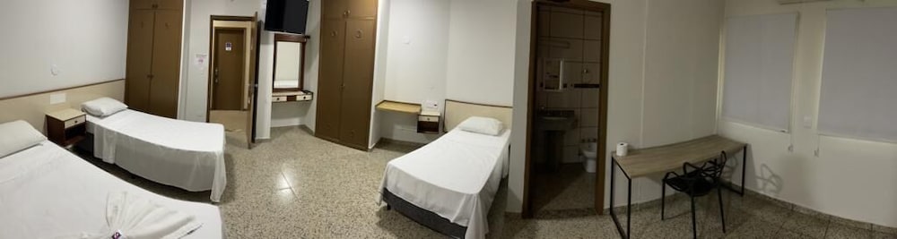 Economy Triple Room, 3 Twin Beds photo 1