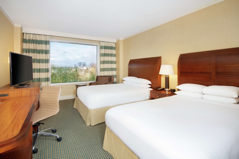 Room, 2 Double Beds, Accessible (Roll-In Shower)