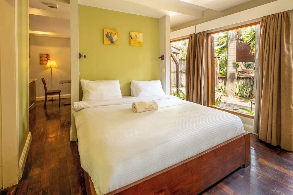 Business Room, 1 Queen Bed photo 2
